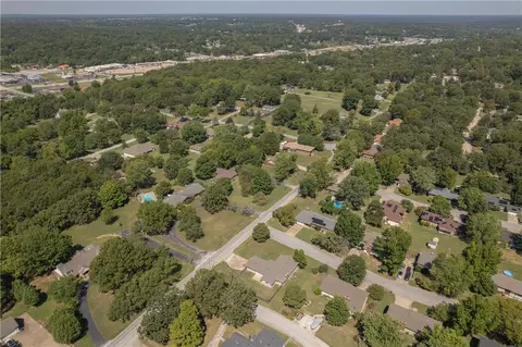 View/Area - 623 Carson St, Neosho, MO 64850 photo 7 of 7