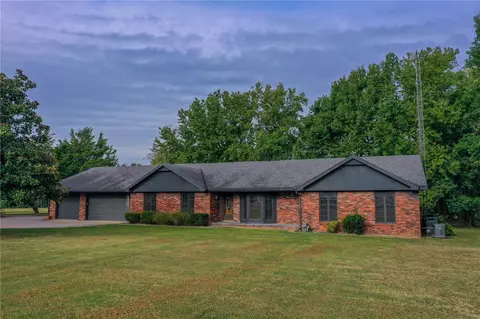 263 Fiori St, Springdale, AR 72762