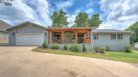 512 W North St, Lincoln, AR 72744