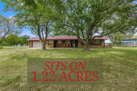 1014 Kirklane Rd, Lincoln, AR 72744