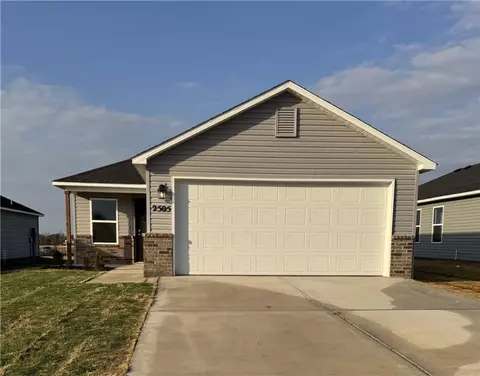 2505 E Fox Meadow St, Siloam Springs, AR 72761