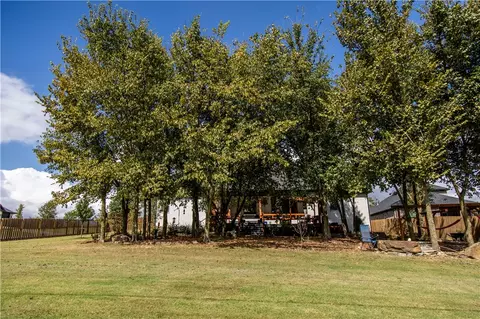 Exterior - 908 Red Oak Loop, Springdale, AR 72762 photo 19 of 20