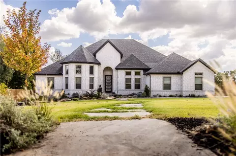 908 Red Oak Loop, Springdale, AR 72762