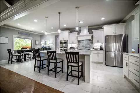 Kitchen - 908 Red Oak Loop, Springdale, AR 72762 photo 1 of 6