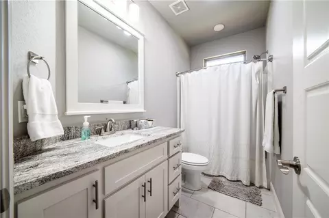 Bath - 908 Red Oak Loop, Springdale, AR 72762 photo 6 of 7