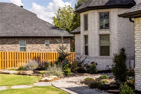 Exterior - 908 Red Oak Loop, Springdale, AR 72762 photo 13 of 20