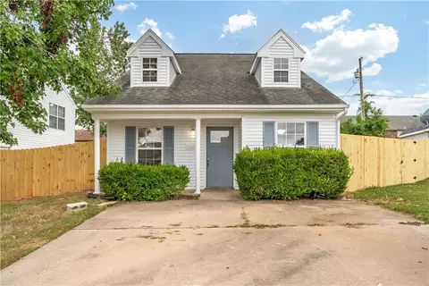 2522 Ash Pl, Rogers, AR 72758