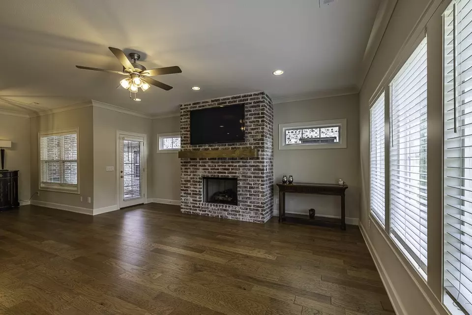 Living - 5204 S Brookmere St, Rogers, AR 72758 photo 1 of 4