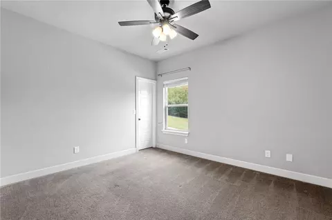 1003 Red Oak Loop, Springdale, AR 72762 photo 13