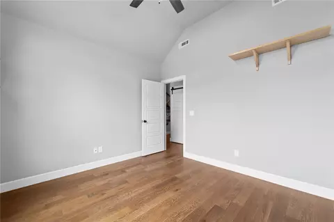 1003 Red Oak Loop, Springdale, AR 72762 photo 12