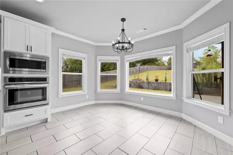 1003 Red Oak Loop, Springdale, AR 72762 photo 7