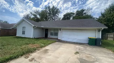 669 Zachary St, Centerton, AR 72719