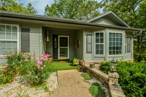 7 Quantock Hills Ln, Bella Vista, AR 72715