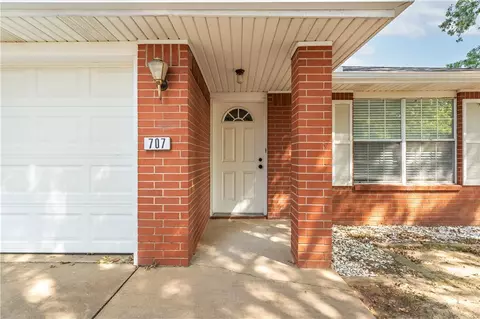 705 E 707 E Kara Ln, Rogers, AR 72758 photo 2