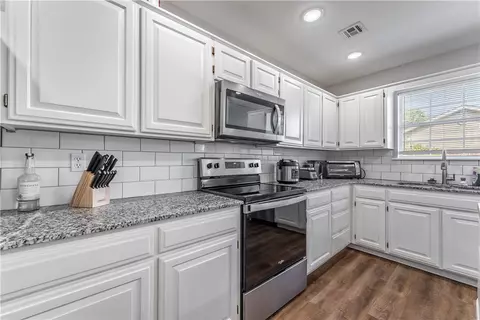 705 E 707 E Kara Ln, Rogers, AR 72758 photo 5
