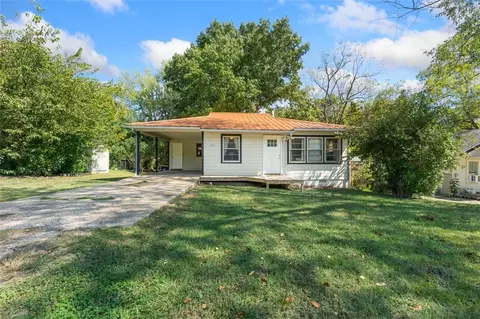 605 Locust St, Harrison, AR 72601