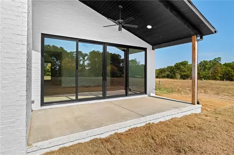Exterior - 941 Red Cedar Pl, Rogers, AR 72756 photo 5 of 10
