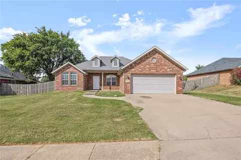 311 Halleck Coach Rd, Centerton, AR 72719