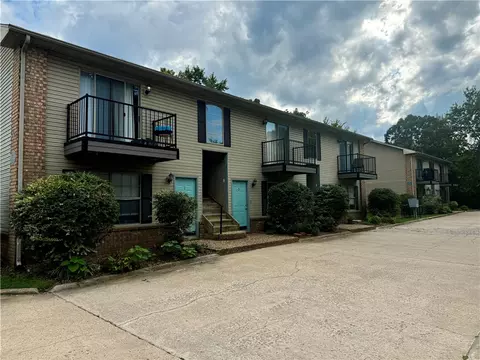 1621 Leverett Ave, Fayetteville, AR 72703