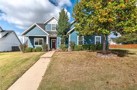 813 Sloane Sq, Cave Springs, AR 72718