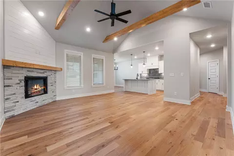 Living - 1120 Red Maple St, Centerton, AR 72719 photo 1 of 5