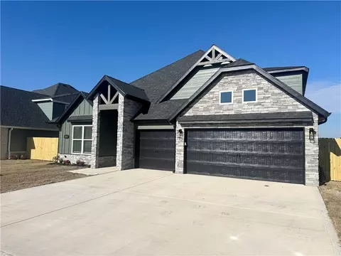 Exterior - 1130 Red Maple St, Centerton, AR 72719 photo 2 of 5