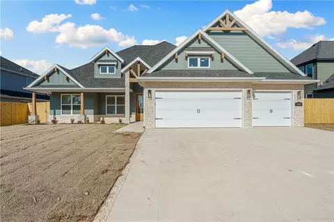 1140 Red Maple St, Centerton, AR 72719