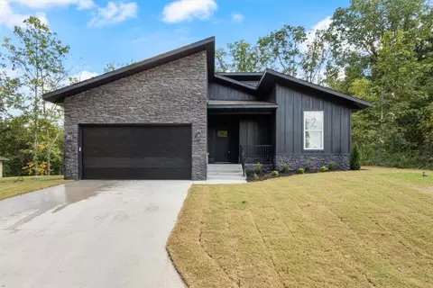 2 Kames Ln, Bella Vista, AR 72715