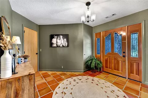 205 Kinross Dr, Bella Vista, AR 72715