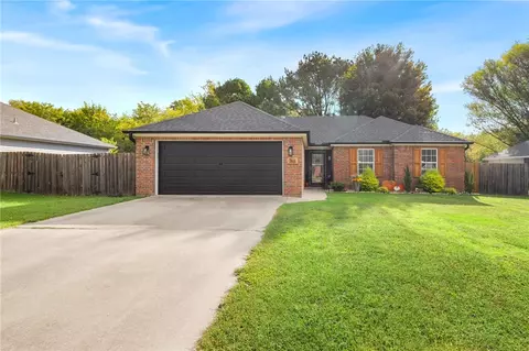 186 N Christy Ln, Farmington, AR 72730