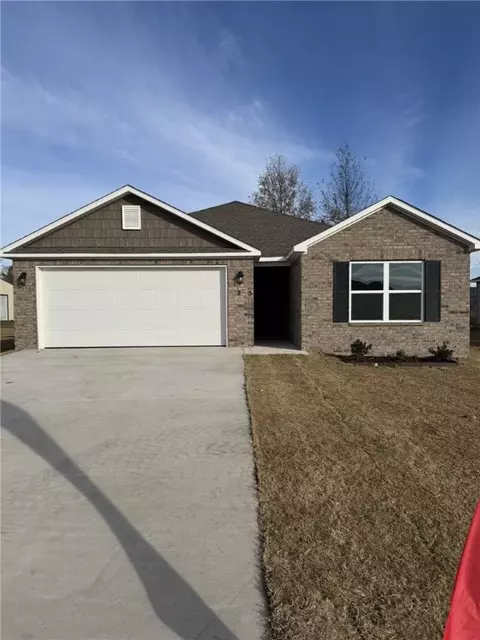 3205 E Hagen St, Siloam Springs, AR 72761