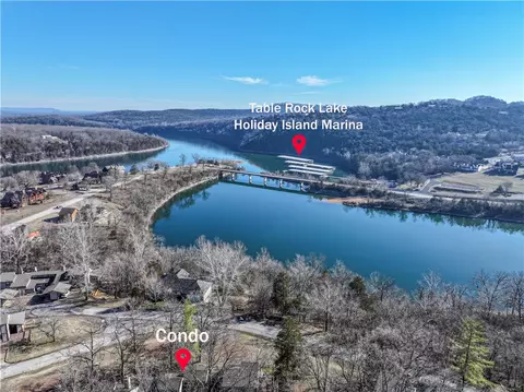 45 Oak Point Dr, Holiday Island, AR 72631