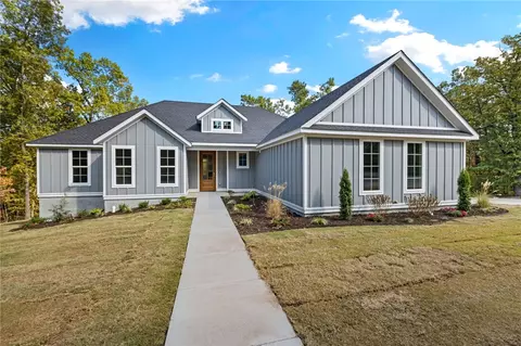 2 Keld Ln, Bella Vista, AR 72714