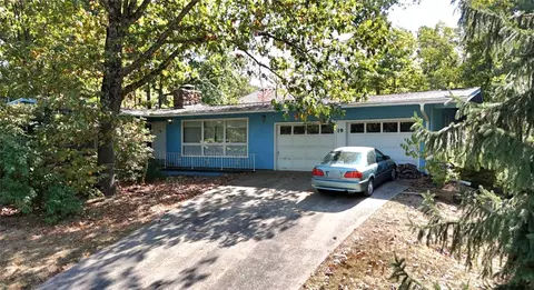 19 Hampstead Ln, Bella Vista, AR 72714