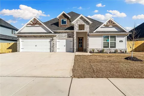 1200 Red Maple St, Centerton, AR 72719