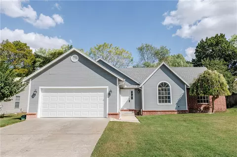 1856 Salem Rd, Fayetteville, AR 72704