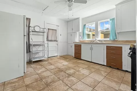 707 E Argyle St, Harrison, AR 72601 photo 7