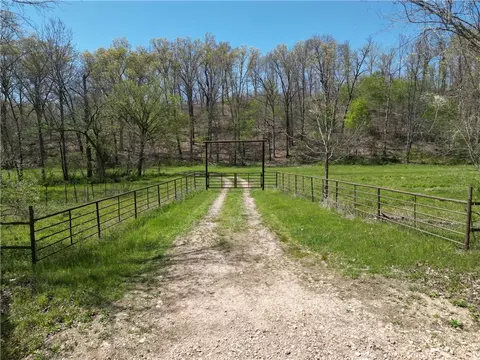 435 Road Rd, Jay, OK 74346 photo 2