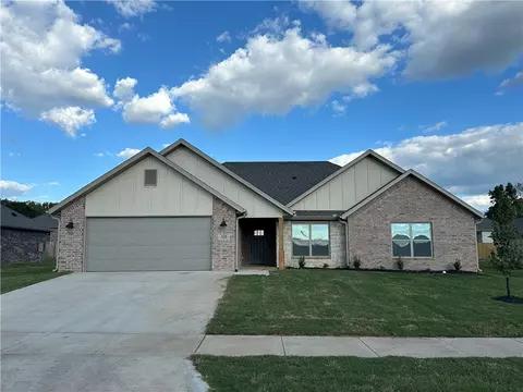 108 N Adler Ave, Farmington, AR 72730