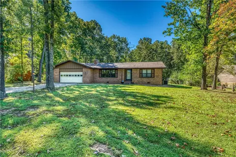 482 Driftwood Dr, Mountain Home, AR 72653