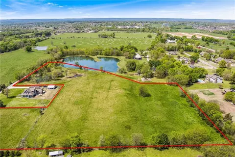 11516 Appleby Rd, Farmington, AR 72730