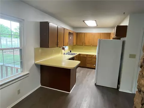 192 White St, West Fork, AR 72774 photo 4
