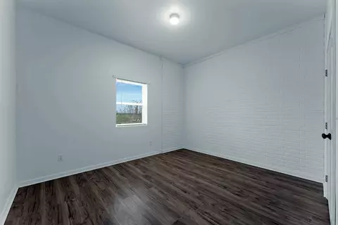 Bedroom - 1219 Speer Dr, Harrison, AR 72601 photo 9 of 10