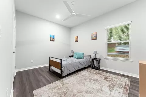 Bedroom - 1219 Speer Dr, Harrison, AR 72601 photo 3 of 10