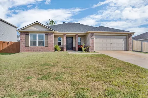 2664 Wyandotte, Springdale, AR 72764