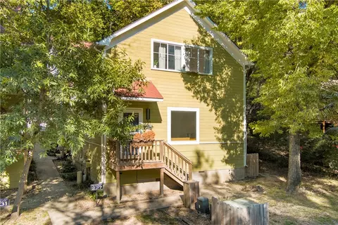 227 S Gregg Ave, Fayetteville, AR 72701