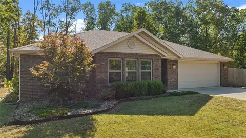3 Stucky Ln, Bella Vista, AR 72715
