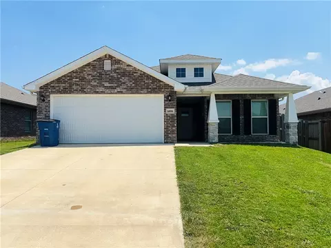 6006 Silas St, Bentonville, AR 72713