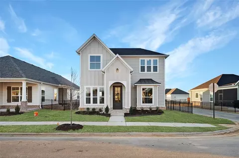 6739 Autumn Ave, Springdale, AR 72762