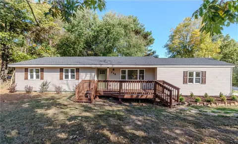 736 E Ash St, Fayetteville, AR 72703